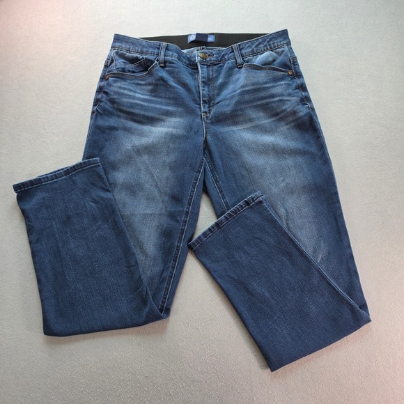 Democracy Denim - Democracy Absolution Straight Leg Cuffed Girlfriend Jeans Wash Stretch | 12